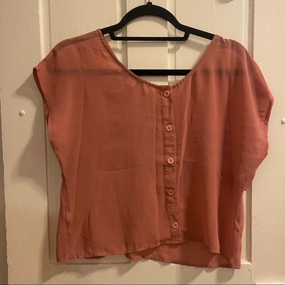 Pink sheet button back blouse - Picture 4 of 6
